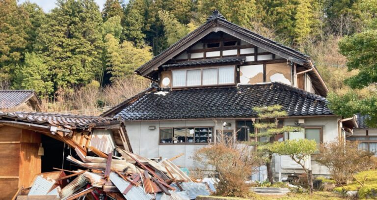 能登半島地震で家が半壊、再建への道のり