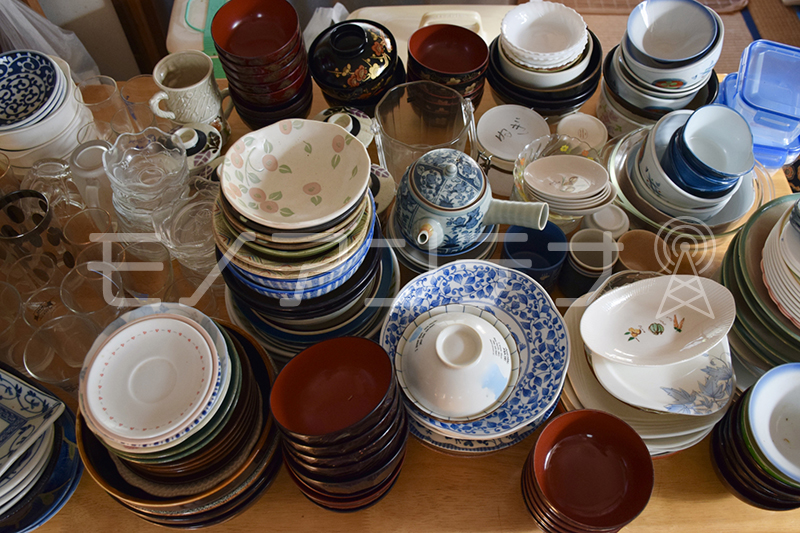 大量の食器が買いクルの出張買取で片づいた体験談